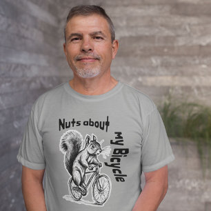 Camiseta Esquilo em uma bicicleta ciclando um ciclista engr
