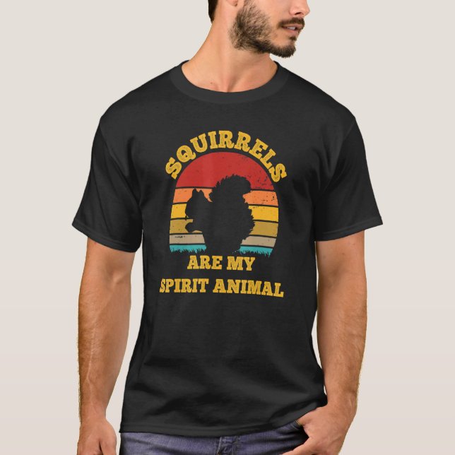 Camiseta Esquilos São O Meu Espírito Animal Retro Sunset Vi (Frente)