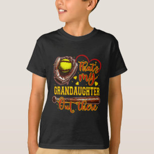 Camiseta Essa é minha neta lá fora vovó de softball