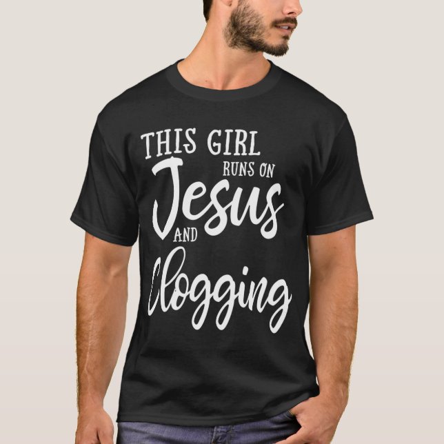 Camiseta Essa Garota Funciona Com Jesus E Gritando O Gift C (Frente)