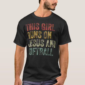 Camiseta Essa Garota Funciona Com Jesus E Vin Cristão Softb