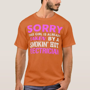 Camiseta Essa Menina Foi Tirada Por Uma Mulher Eletrônica Q