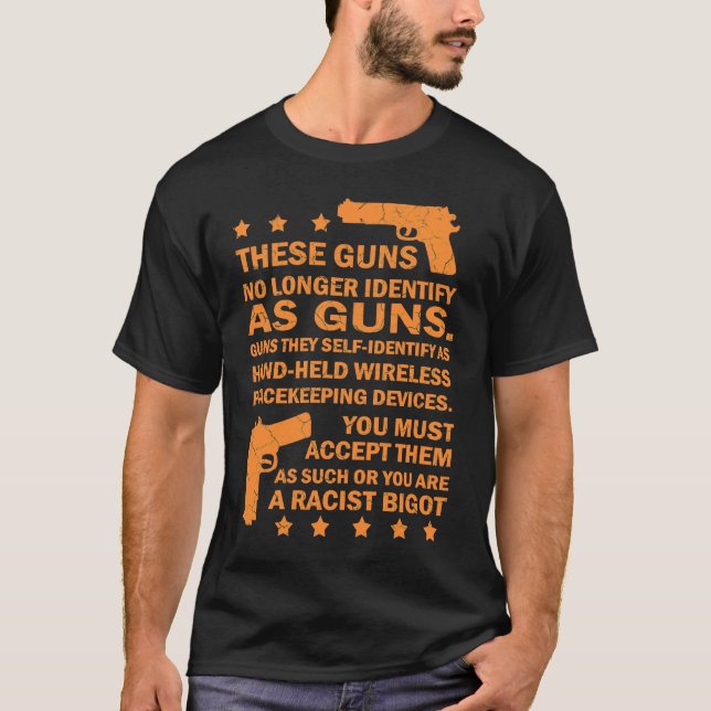 Camiseta Essas Armas Não Identificam Mais Como Armas (Frente)