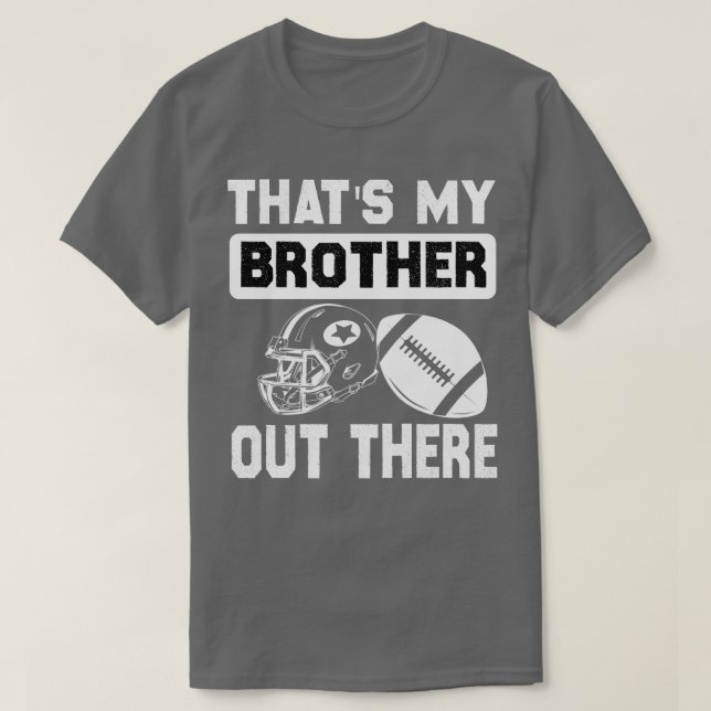 Camiseta Esse É O Meu Irmão Lá Fora. (Frente do Design)