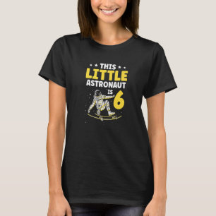 Camiseta Esse pequeno astronauta é um espaçonave de 6 plane