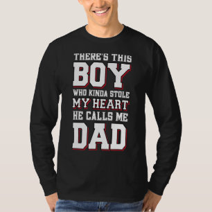 Camiseta Esse Rapaz Que Meio Que Roubou Meu Coração Ela Me