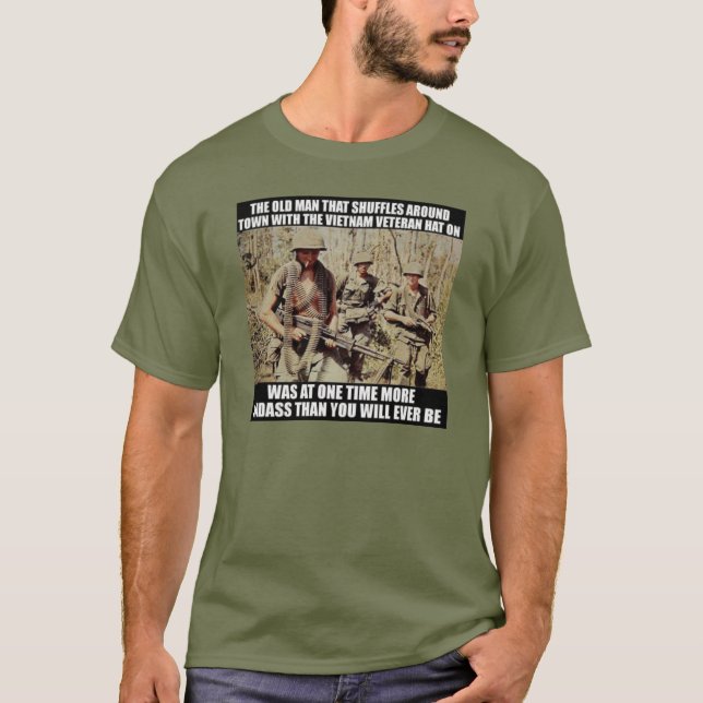 CAMISETA ESSE VETERINÁRIO IDOSO DE VIETNAM (Frente)