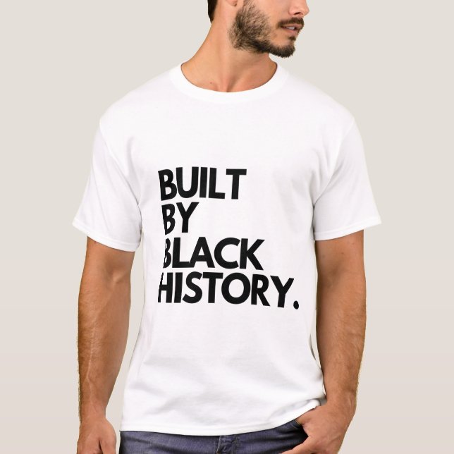 Camiseta Essencial Construída por História Negra (Frente)