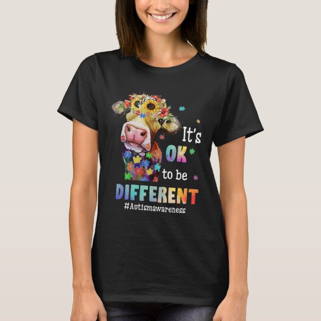 Camiseta Está bem ser diferente de Quebra-cabeça de Vaca de (Frente)