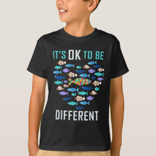 Camiseta Está bem ser diferente no Autismo Sensibilizar o T