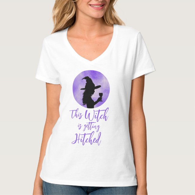 Camiseta Esta Bruxa Está Prestes a Casar Noiva da Festa de  (Frente)