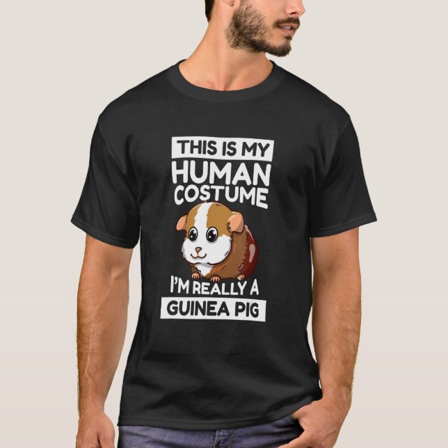Camiseta Esta é a minha fantasia humana. Sou mesmo um porco (Frente)