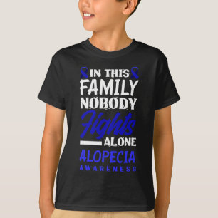 Camiseta Esta Família Ninguém Luta Sozinha Pela Consciência