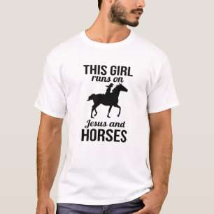 Camiseta Esta Garota Funciona Com Jesus E Cavalos   Ho Eque