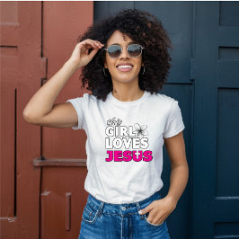 Camiseta Esta Menina ama Jesus - Floral Rosa