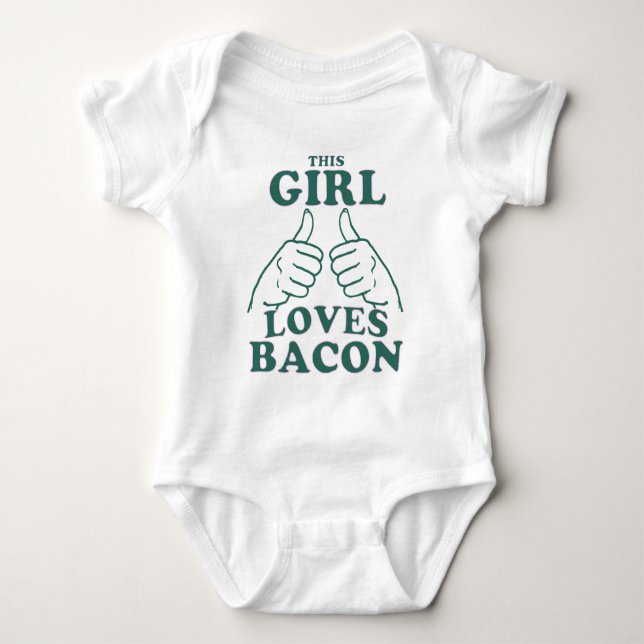 Camiseta Esta MENINA ama o bacon (Frente)