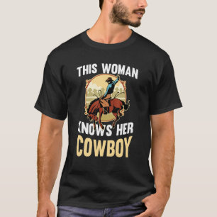 Camiseta Esta Mulher Conhece Seu Cowboy Horseman Western Ro