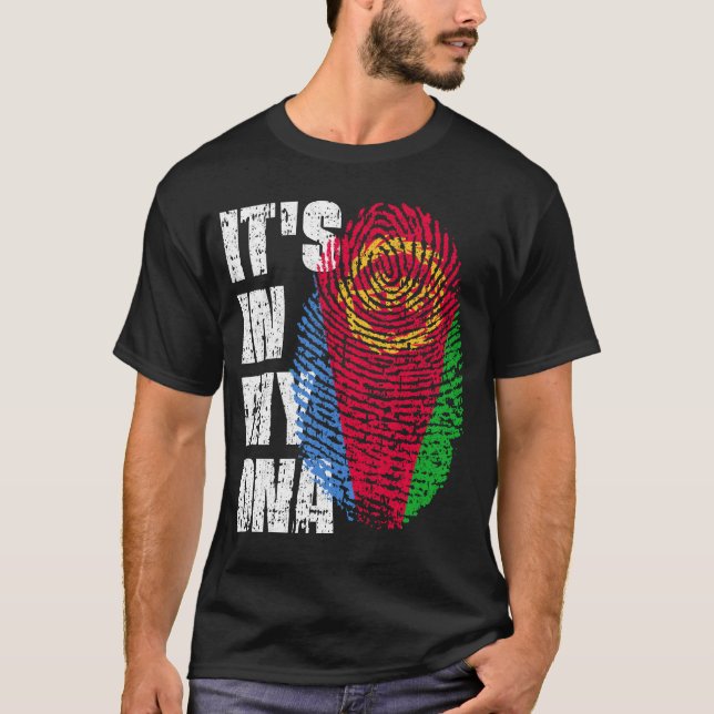 Camiseta Está no meu DNA, a garota da bandeira eritreia. (Frente)