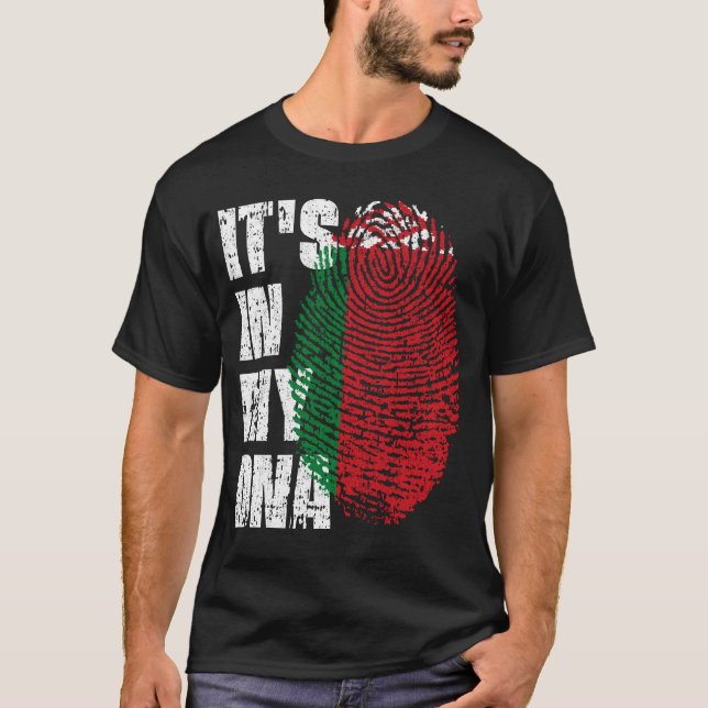 Camiseta Está no meu DNA, a moça de sinalizador da Belarus. (Frente)