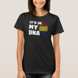Camiseta Está no meu DNA Bandeira do Chade Impressão Digita