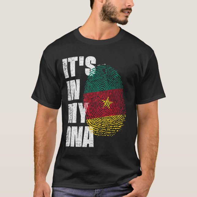 Camiseta ESTÁ NO MEU DNA Cameroon Flag (Frente)