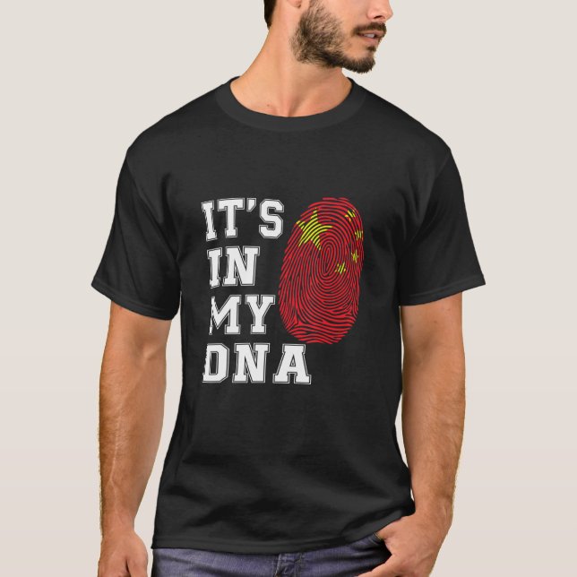 Camiseta Está no meu DNA Chinês Orgulhoso China Flag (Frente)