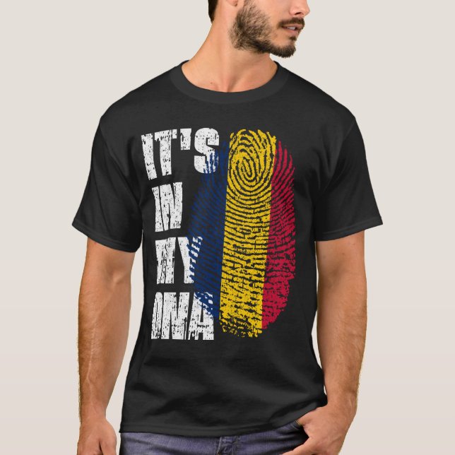 Camiseta Está no meu DNA, Gift da Garota do Chade Flag (Frente)