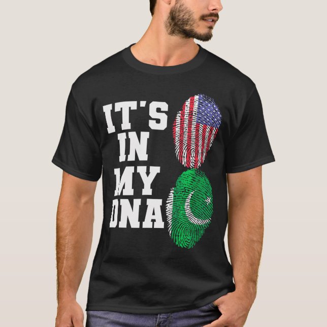 Camiseta Está no meu Dna Pakistan Flag Usa Flag Pakistani W (Frente)