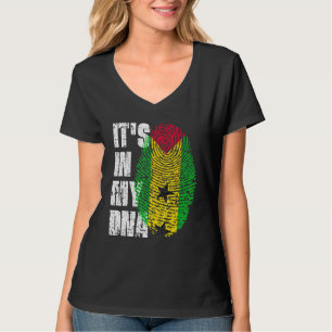 Camiseta Está No Meu Dna São Tomé E Príncipe Bandeira São T