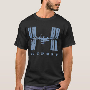 Camiseta Estação Espacial Internacional com a Palavra OUTPO