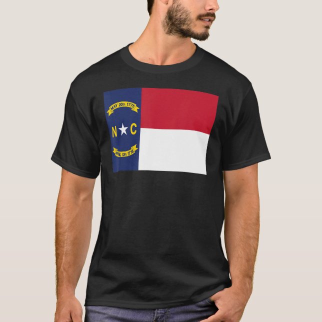 Camiseta Estado De Bandeira Da Carolina Do Norte (Frente)