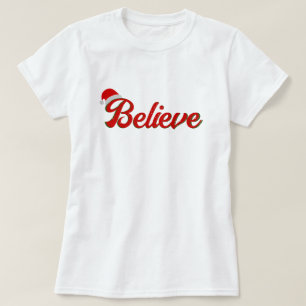 Camiseta Estampa Gráfica "Acredite" e Chapéu de Natal