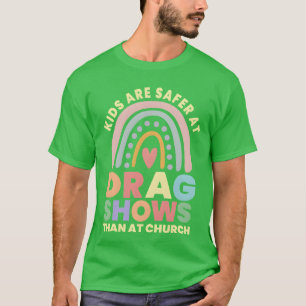 Camiseta Estão mais seguros em shows de dragões ou na igrej