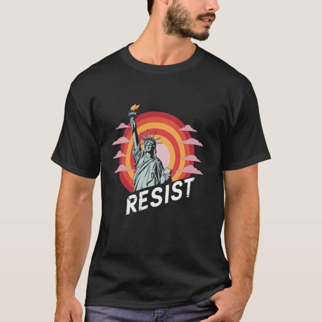 Camiseta Estátua da Liberdade Retro Distorcida Resist Vinta (Frente)