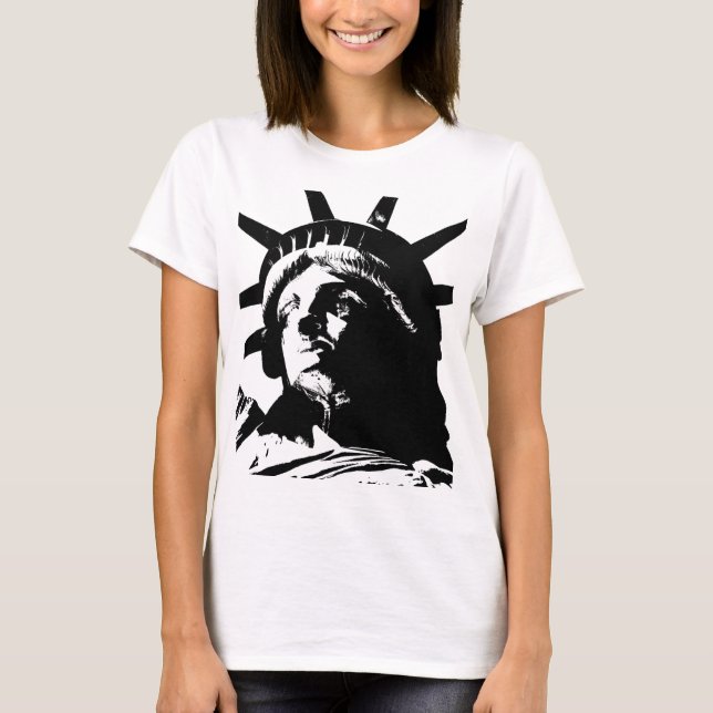 Camiseta Estátua de Pop de Arte Negra e Branca da Liberdade (Frente)