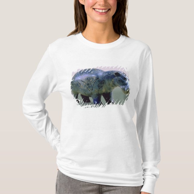Camiseta Estatueta de um hippopotamus (Frente)