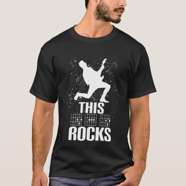 Camiseta Este DAD Rocks Acordes de Guitarra (Frente)
