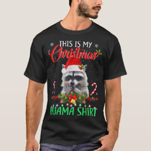 Camiseta Este é o Natal dos Papais noeis do Pajama Raccoon