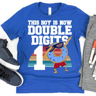 Camiseta Este Menino Agora Tem Dois Dígitos Engraçado 10º A