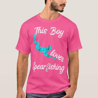 Camiseta Este Menino Ama a Pesca Submarina com Arpão Pescad