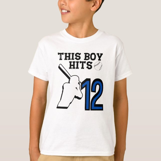 Camiseta Este menino bate 12 anos - beisebol 12h (Frente)