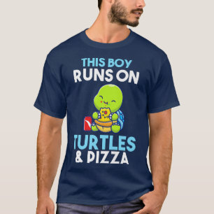 Camiseta Este menino corre sobre pizza e tartarugas
