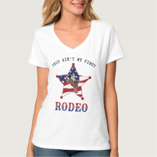 Camiseta Este não é o meu primeiro RODEO / Letra Negra T-