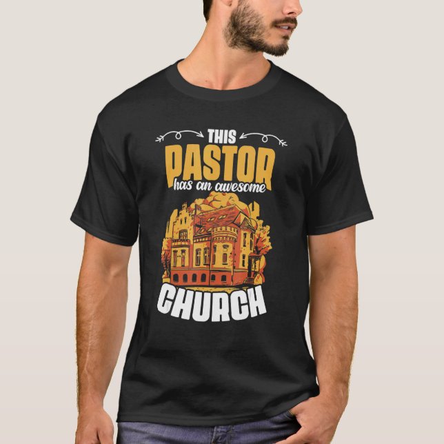 Camiseta Este Pastor Tem Um Incrível Apreciado Clero Da Igr (Frente)