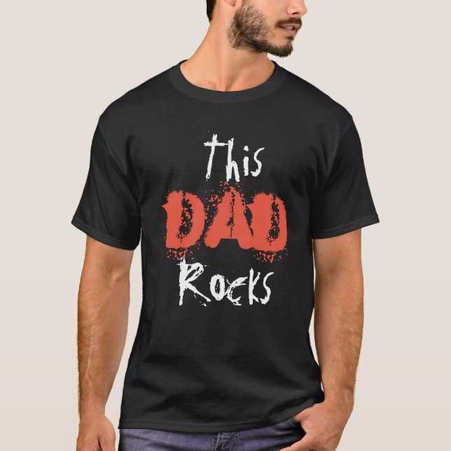 Camiseta Este presente de rock estilo t-shirt do Pai Rocks  (Frente)