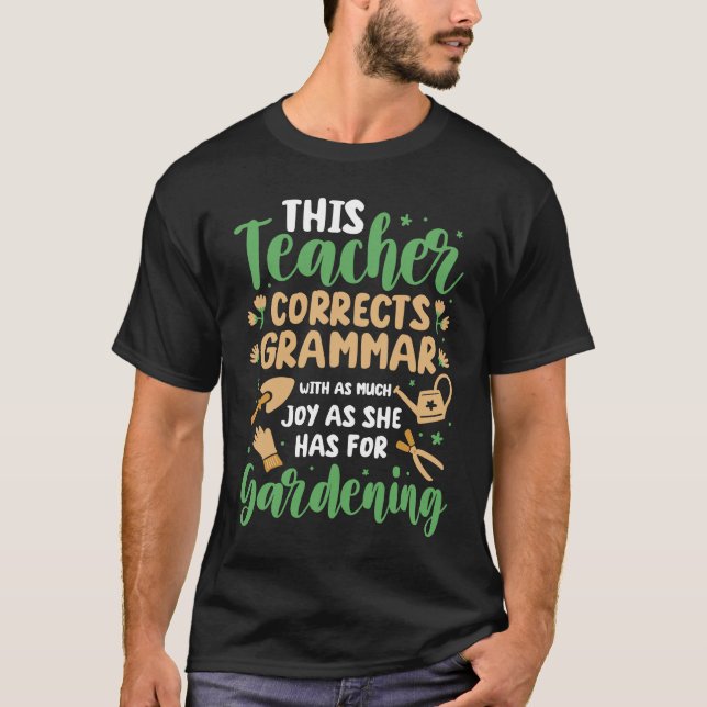 Camiseta Este PROFESSOR ama gramática e JARDINAGEM (Frente)