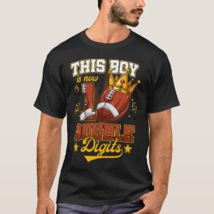 Camiseta Este Rapaz É Hoje Aniversário De Futebol De 10 Díg