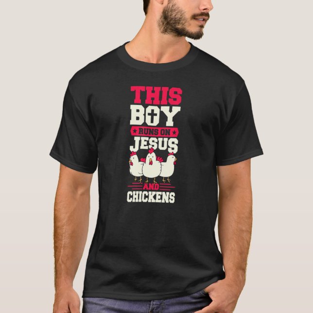 Camiseta Este Rapaz Funciona Com Jesus E Frangos De Fazenda (Frente)