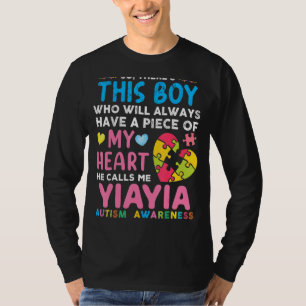Camiseta Este Rapaz Me Chama Yiayia Autism Awarene