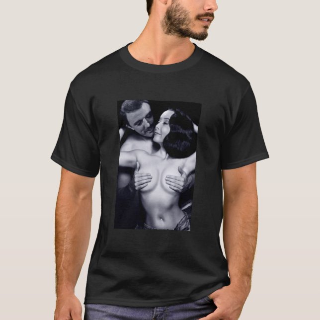 Camiseta Estilo Addams - Gomez e Morticia (Frente)